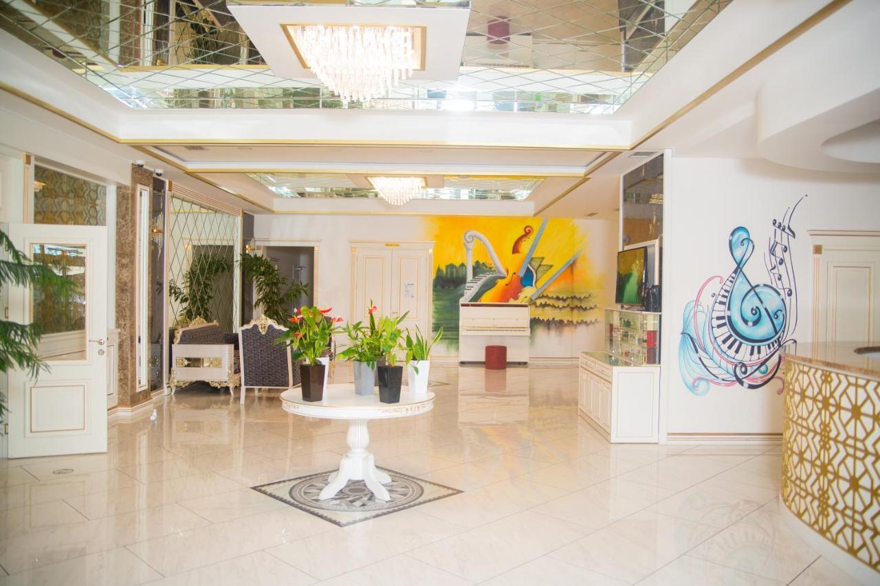 Piano Hotel Баку Екстериор снимка